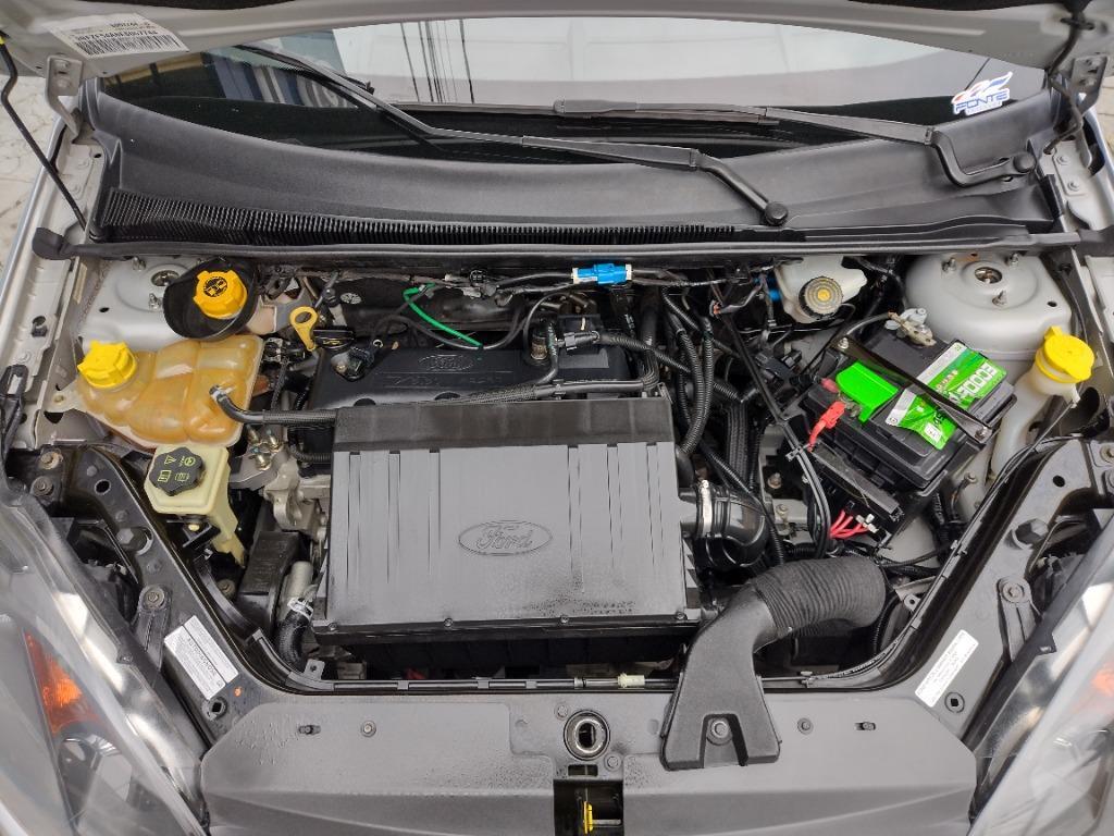 Ford Fiesta Sedan 1.0 FLEX 2014