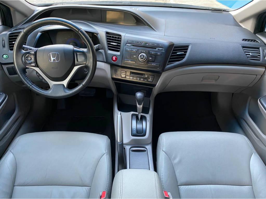 Honda Civic LXS 1.8 AUTOMATICO 2015
